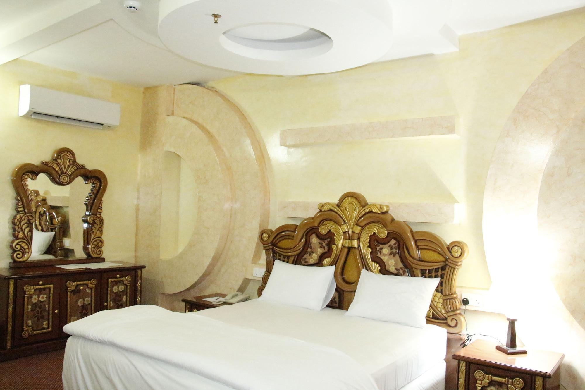 Riyam Hotel Maszkat Kültér fotó