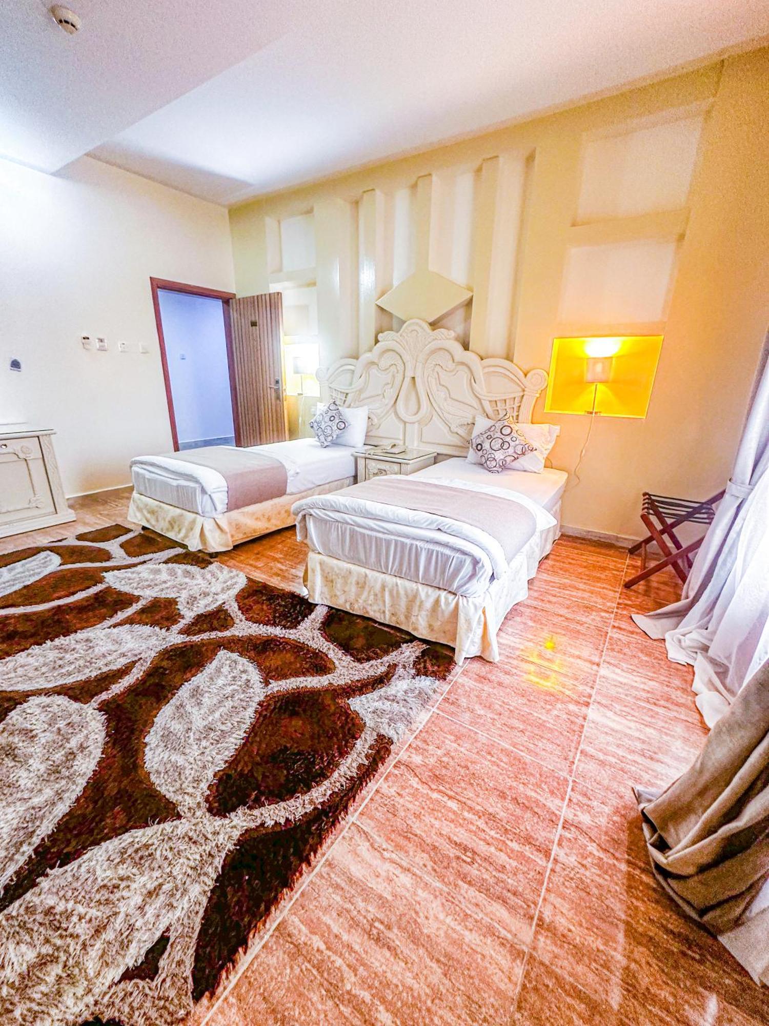 Riyam Hotel Maszkat Kültér fotó