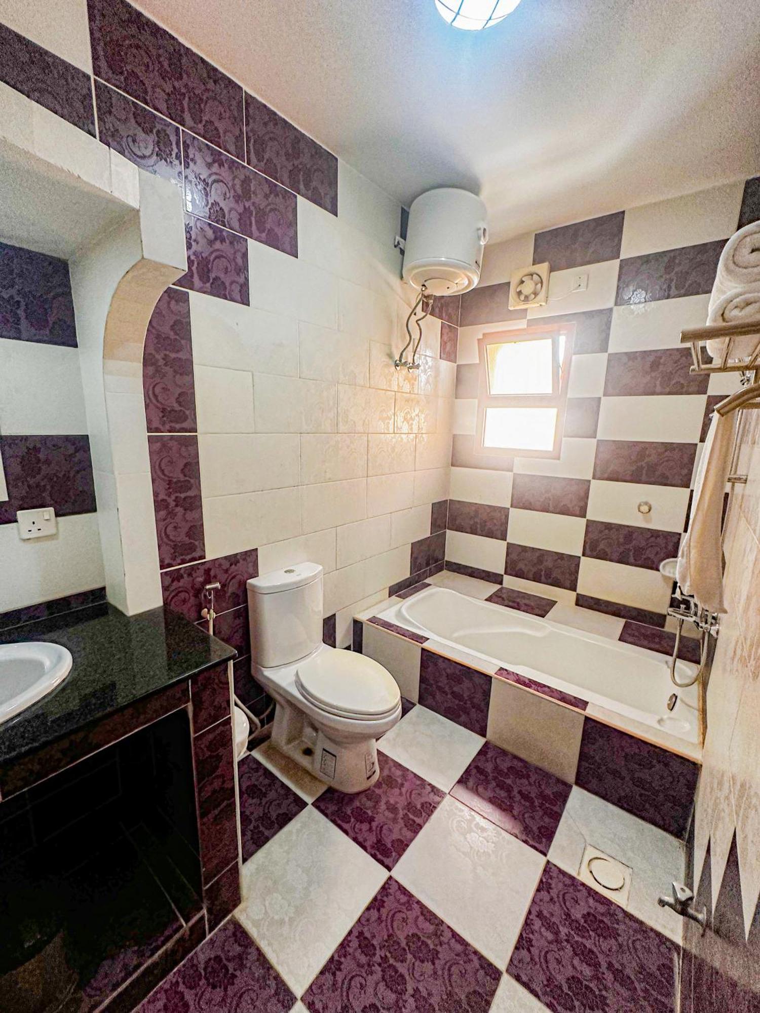Riyam Hotel Maszkat Kültér fotó